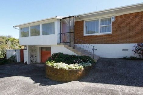 Photo of property in 2/9 Roseburn Place, Pakuranga, Auckland, 2010