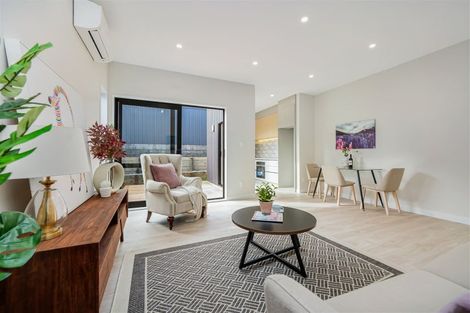 Photo of property in 17 Horokaka Street, Massey, Auckland, 0614