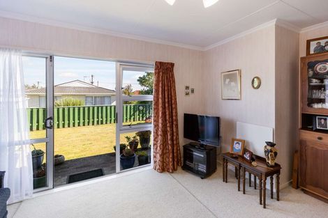 Photo of property in 60e Winchester Street, Levin, 5510