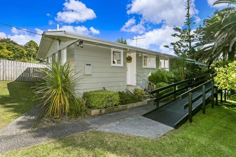 Photo of property in 57 Peach Road, Glenfield, Auckland, 0629