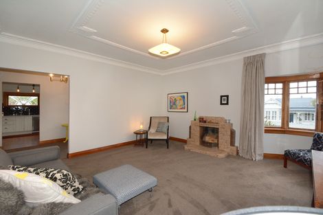 Photo of property in 89 Tomahawk Road, Andersons Bay, Dunedin, 9013