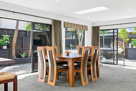Photo of property in 32 Aranui Drive, Papamoa Beach, Papamoa, 3118