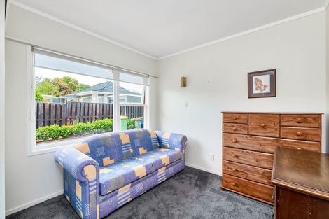 Photo of property in 2/4 Waterloo Road, Milford, Auckland, 0620