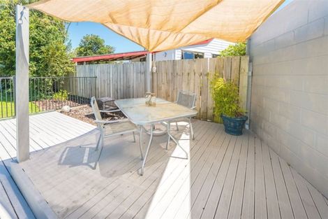 Photo of property in 3 Alexa Place, Saint Johns Hill, Whanganui, 4500