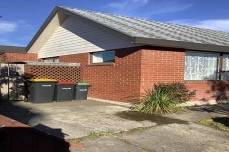 Photo of property in 2 Farm Lane, Parklands, Christchurch, 8083