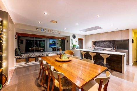 Photo of property in 4 Ferndale Drive, Waikanae, 5036