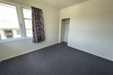 Photo of property in 15 Kaikoura Street, Henderson, Auckland, 0612