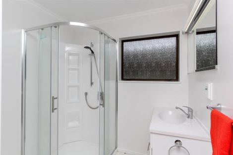 Photo of property in 69a Mangorei Road, Strandon, New Plymouth, 4312