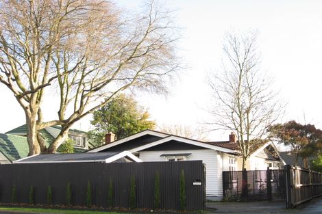 Photo of property in 2/115 Innes Road, St Albans, Christchurch, 8052