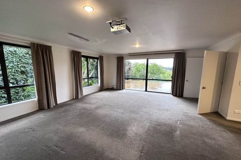 Photo of property in 13 Kimberly Grove, Greenhithe, Auckland, 0632