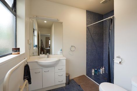 Photo of property in 24 Clearview Drive, Milson, Palmerston North, 4414