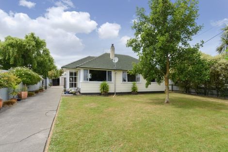 Photo of property in 6 Bennett Street, Waipawa, 4210
