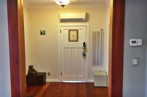 Photo of property in 44 Birdwood Road, Waterloo, Lower Hutt, 5011