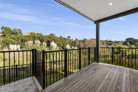 Photo of property in 10 Wrybill Way, Welcome Bay, Tauranga, 3112