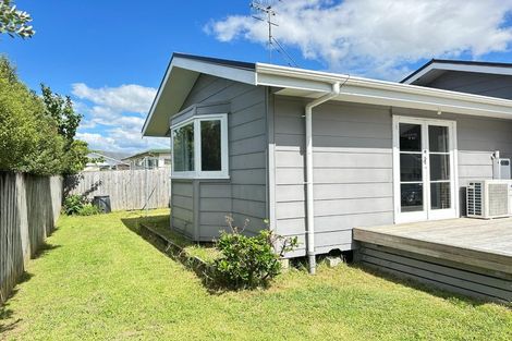 Photo of property in 10b Henry Road, Katikati, 3129