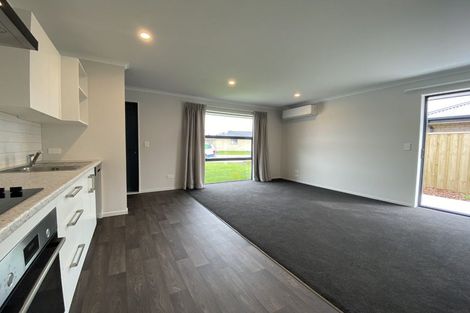 Photo of property in 6 Herridge Street, Woodend, 7691