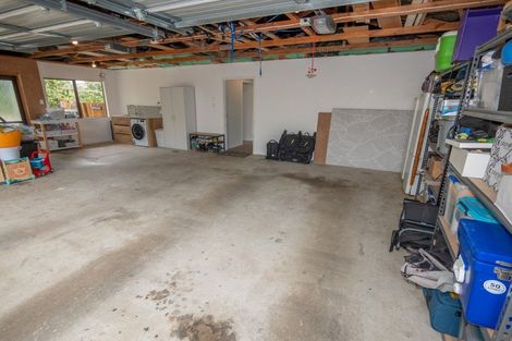 Photo of property in 69 Stratford Drive, Cable Bay, 0420