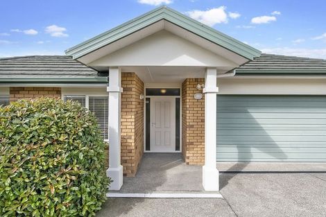 Photo of property in 6 Rivervale Grove, Stanmore Bay, Whangaparaoa, 0932