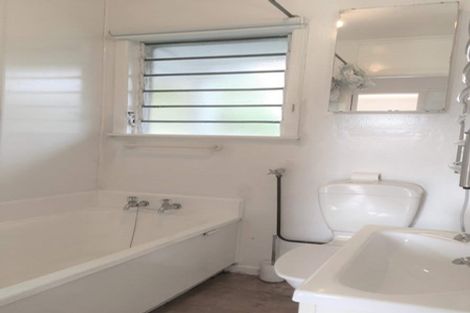 Photo of property in 3/10a Fenwick Avenue, Milford, Auckland, 0620