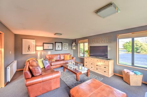 Photo of property in 6 Robina Place, Gore, 9710