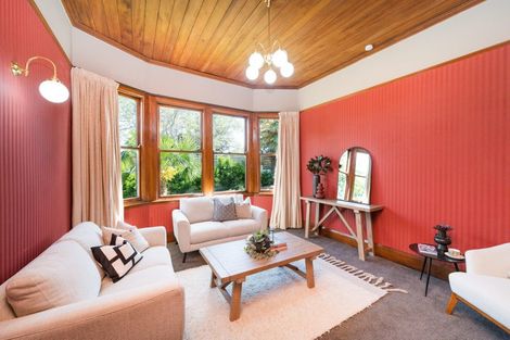 Photo of property in 16 Margaret Street, Roslyn, Palmerston North, 4414