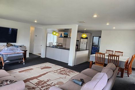 Photo of property in 4 Oratu Place, Manurewa, Auckland, 2102