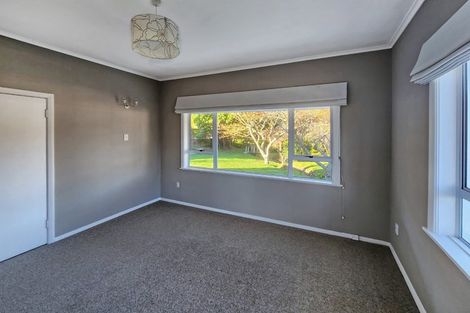 Photo of property in 25 Manuka Street, Stokes Valley, Lower Hutt, 5019