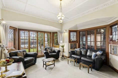 Photo of property in 209 Victoria Avenue, Hokowhitu, Palmerston North, 4410