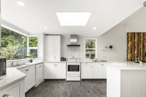 Photo of property in 4 Rimu Road, Kelburn, Wellington, 6012