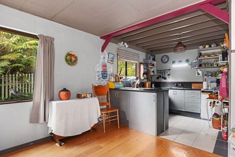 Photo of property in 54 Paparoa Station Road, Paparoa, 0571