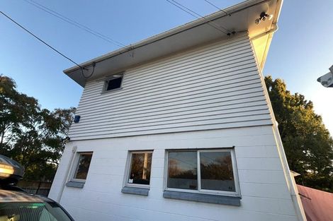 Photo of property in 5 Taupo Street, Green Bay, Auckland, 0604
