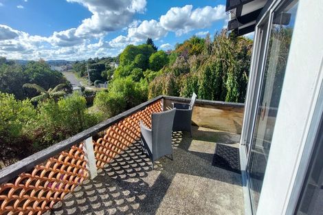 Photo of property in 35 Tremaine Avenue, Two Mile Bay, Taupo, 3330