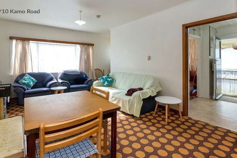 Photo of property in 10 Kamo Road, Regent, Whangarei, 0112