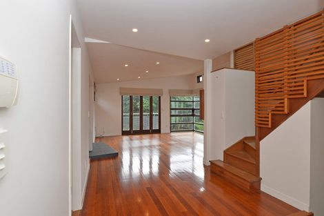 Photo of property in 85a Nevay Road, Miramar, Wellington, 6022