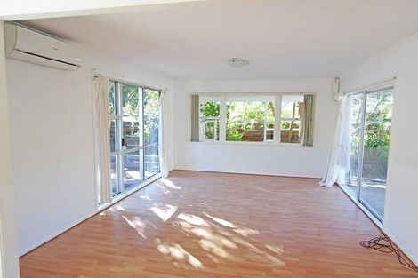 Photo of property in 31 Orion Place, Hillcrest, Auckland, 0627