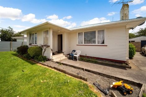Photo of property in 24 Ramanui Avenue, Hawera, 4610