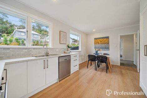 Photo of property in 4 Lord Street, Stokes Valley, Lower Hutt, 5019