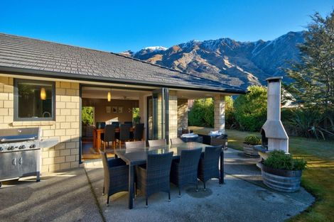 Photo of property in 14 Morning Star Terrace, Arthurs Point, Queenstown, 9371