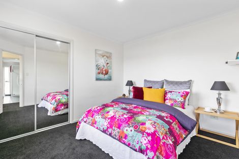 Photo of property in 8 Bezar Place, Flat Bush, Auckland, 2016