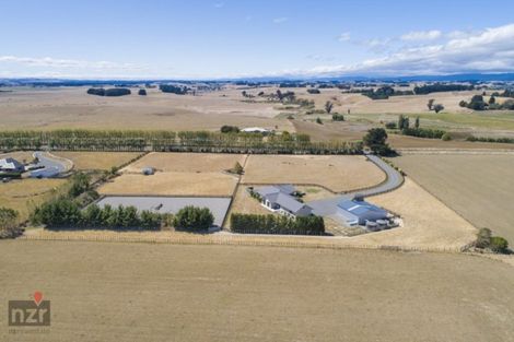 Photo of property in 75 Spur Road West, Colyton, Feilding, 4775