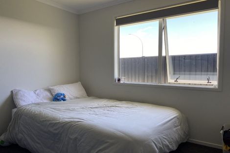 Photo of property in 16 Empire Crescent, Papamoa, 3118