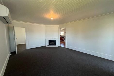 Photo of property in 33 Rangiora Street, Castlecliff, Whanganui, 4501