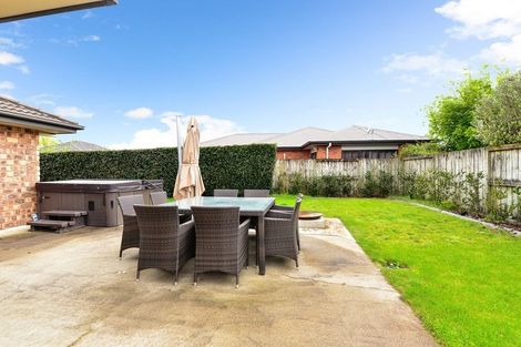 Photo of property in 13 Cranmer Close, Rototuna North, Hamilton, 3210