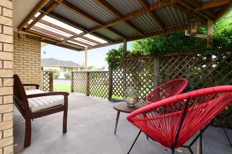 Photo of property in 13 Grevillea Place, Melville, Hamilton, 3206