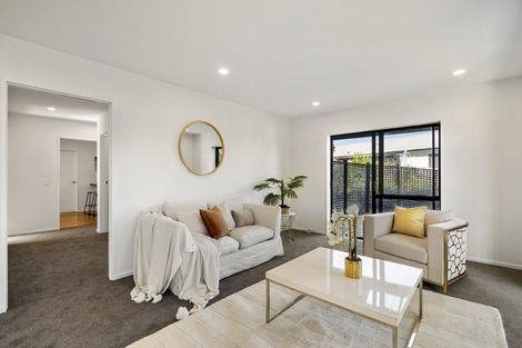 Photo of property in 1/78 Browns Bay Road, Rothesay Bay, Auckland, 0630