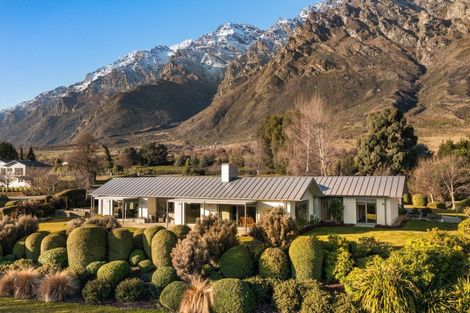 Photo of property in 3 Bayonet Peak Place, Drift Bay, Queenstown, 9371