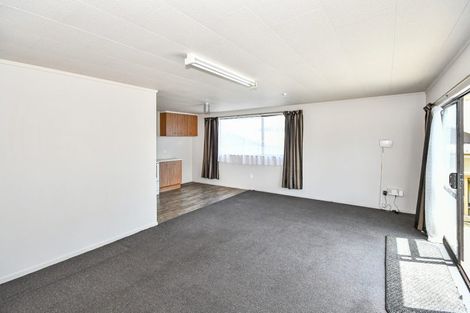 Photo of property in 2 Inca Place, Red Hill, Papakura, 2110