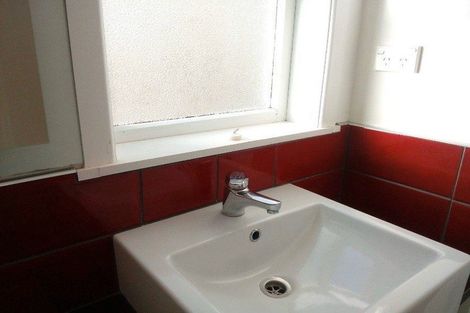 Photo of property in 104a Darlington Road, Miramar, Wellington, 6022