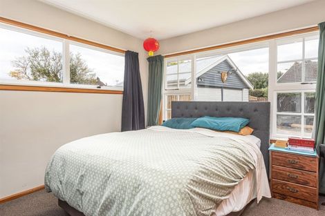 Photo of property in 5 Neave Place, Hillmorton, Christchurch, 8025