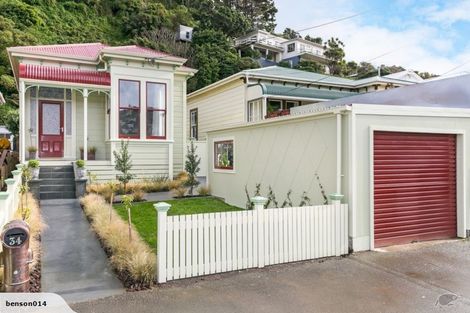 Photo of property in 34 Derwent Street, Island Bay, Wellington, 6023